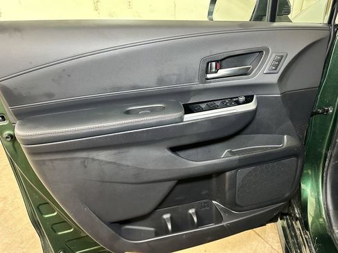 Used 2026 Toyota Sienna Platinum AWD/4WD image 25