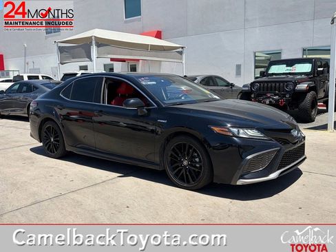 Used 2021 Toyota Camry XSE w/ Navigation Upgrade Package FWD image 1
