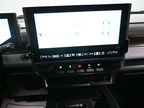 Used 2025 GMC Hummer EV 3X AWD/4WD image 10
