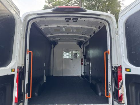 Used 2019 Ford Transit 150 148 Medium Roof image 5