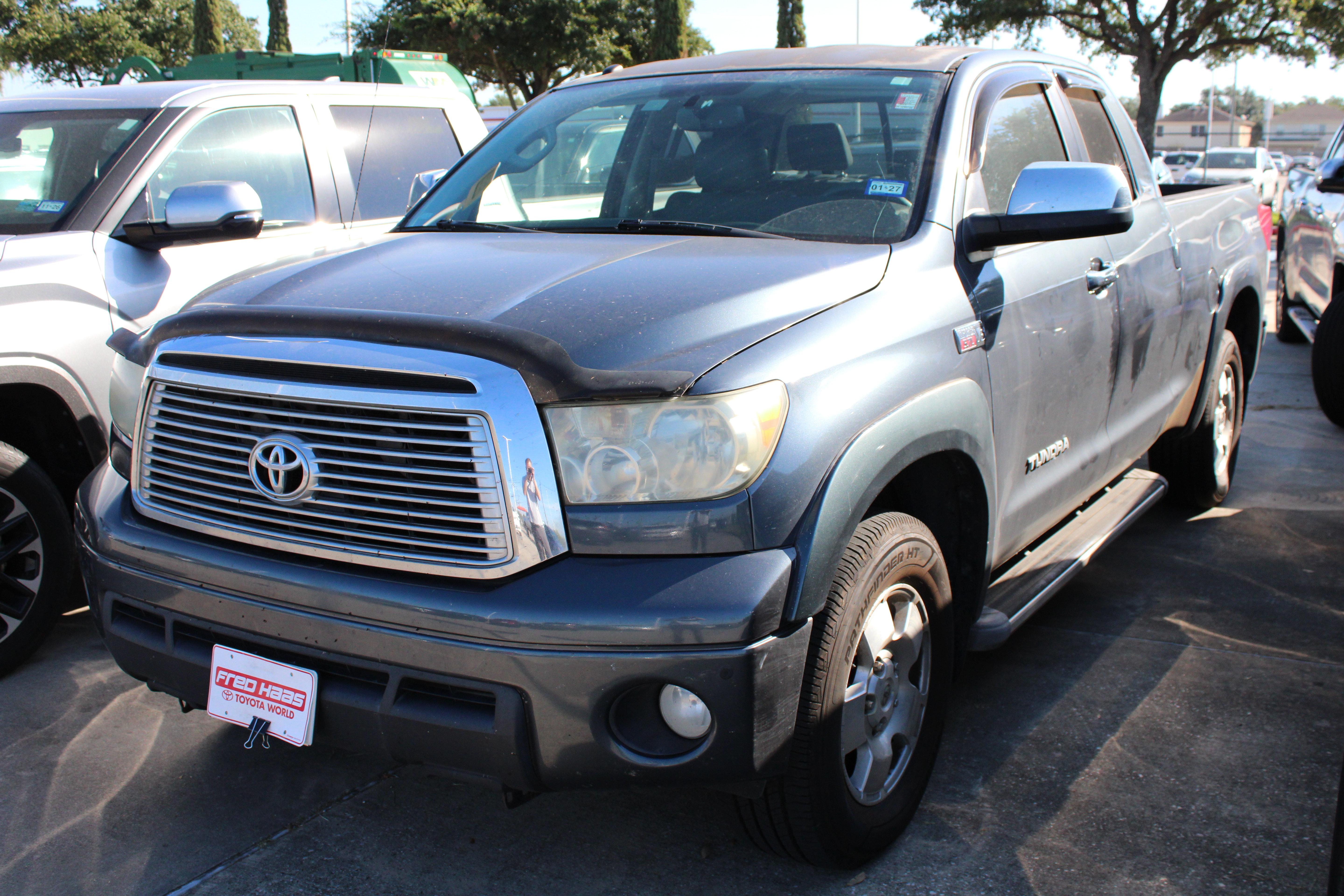 Used 2010 Toyota Tundra Limited AWD/4WD image 5
