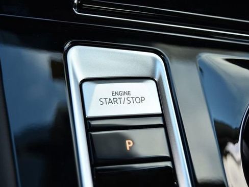 New 2026 Volkswagen Atlas Peak Edition image 17