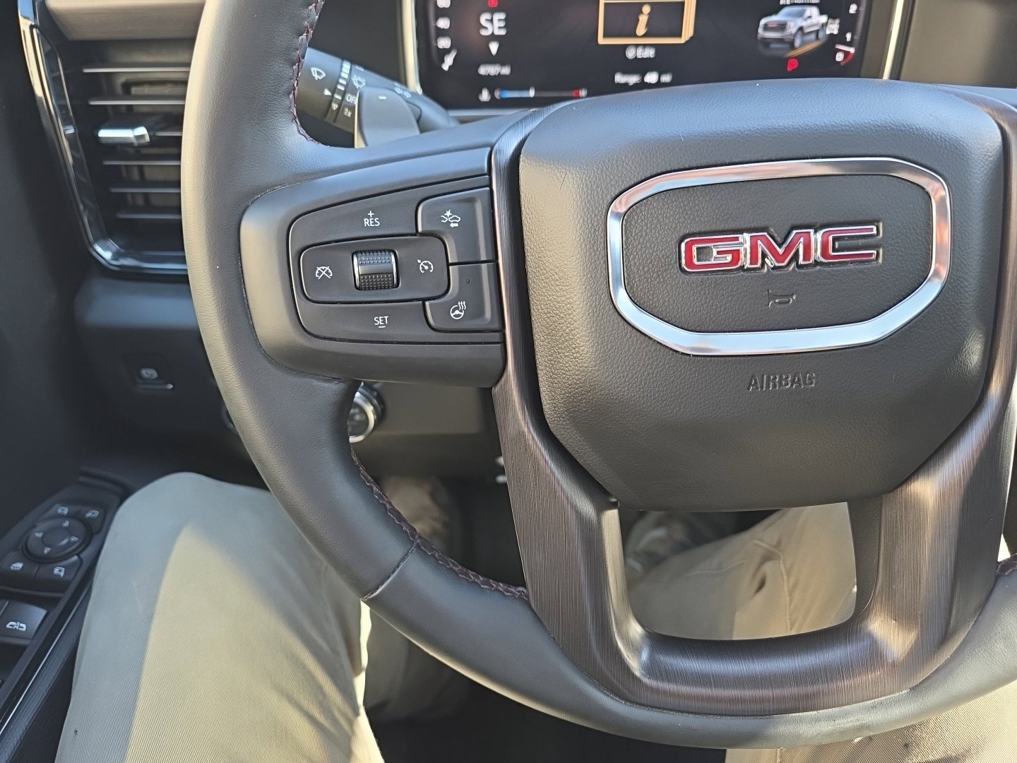 Used 2026 GMC Sierra 1500 AT4X AWD/4WD image 11