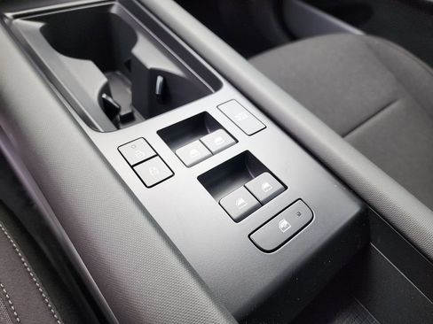 New 2023 Hyundai Ioniq 6 SE w/ Cargo Package RWD image 5