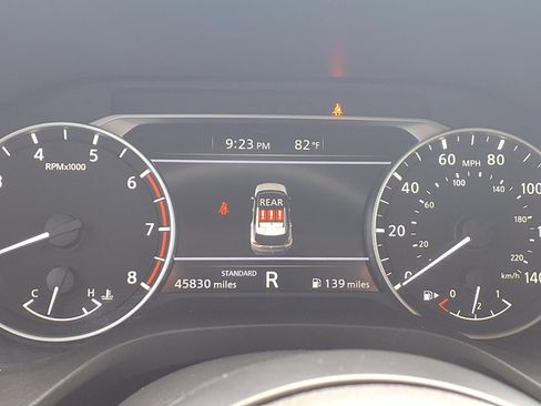 Used 2023 Nissan Rogue S FWD image 13