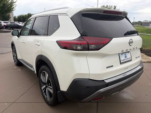 Used 2023 Nissan Rogue SL w/ SL Premium Package AWD/4WD image 14