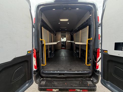 Used 2020 Ford Transit 250 148 High Roof Extended RWD image 5