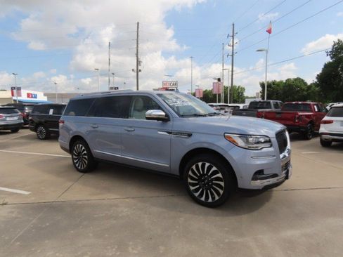 Used 2024 Lincoln Navigator L Black Label AWD/4WD image 6