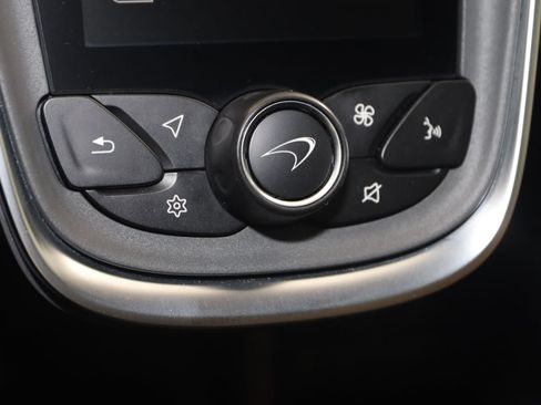 Used 2020 McLaren 570S Coupe RWD image 46