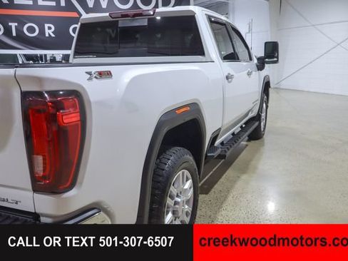 Used 2022 GMC Sierra 2500 SLT w/ SLT Premium Package AWD/4WD image 21