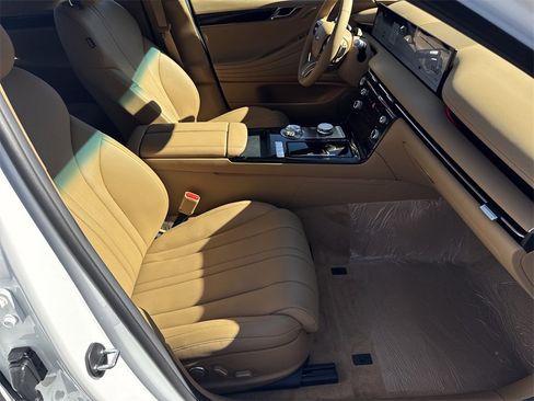 New 2026 Genesis G80 2.5T image 13