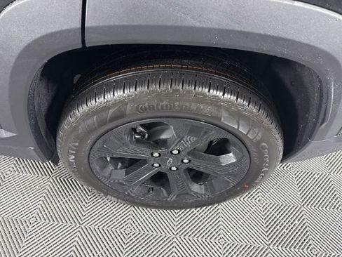 New 2026 Chevrolet Equinox LT w/ Midnight Edition FWD image 12