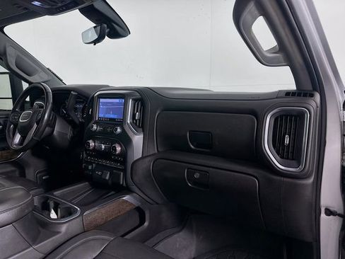 Used 2020 GMC Sierra 2500 Denali w/ Denali Ultimate Package image 31