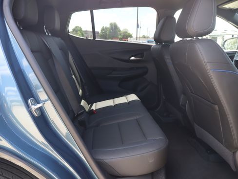 Used 2024 Buick Envista Sport Touring w/ Convenience I Package FWD image 11