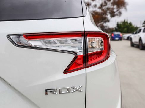 Used 2019 Acura RDX FWD image 8