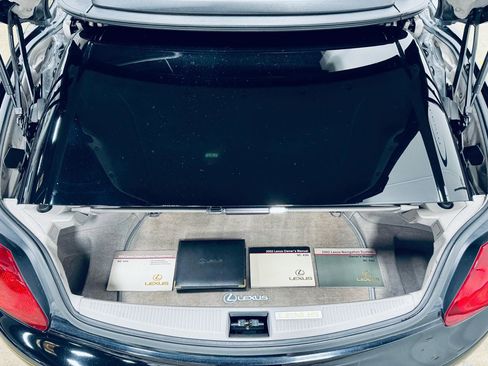 Used 2002 Lexus SC 430 Convertible image 25