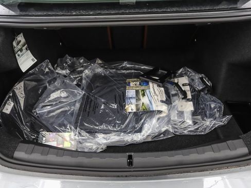 Used 2025 BMW 330i xDrive Sedan w/ Premium Package image 23