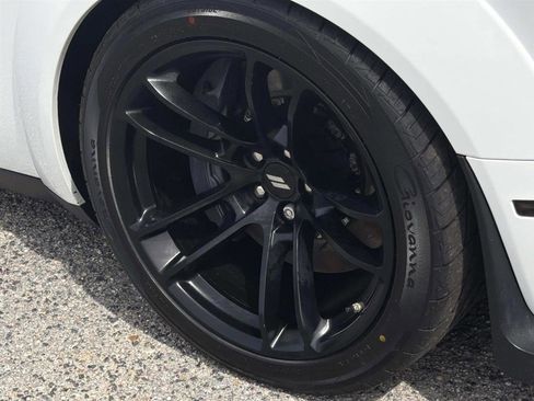 Used 2021 Dodge Challenger R/T Scat Pack RWD image 10