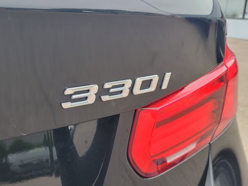 Used 2018 BMW 330i xDrive Sedan AWD/4WD image 6