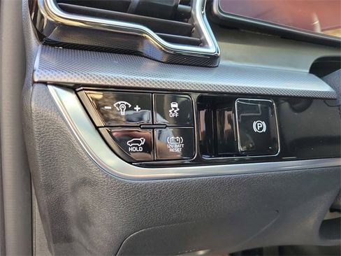 Used 2025 Kia Sportage SX Prestige image 29