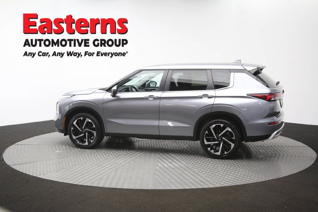 Used 2024 Mitsubishi Outlander SE FWD image 62