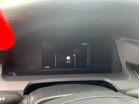 Used 2024 Toyota Tacoma SR5 image 9