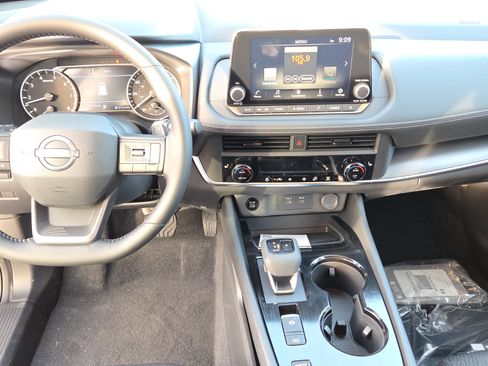 Certified 2026 Nissan Rogue SV w/ Cold Weather Package FWD image 12
