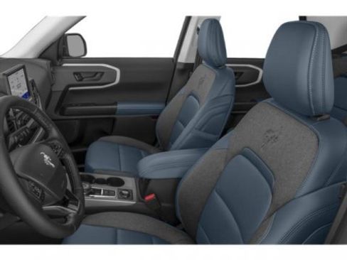 Used 2021 Ford Bronco Sport Outer Banks w/ Outer Banks Package (96D) image 12