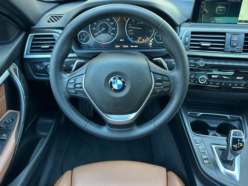 Used 2017 BMW 330i Sedan RWD image 18
