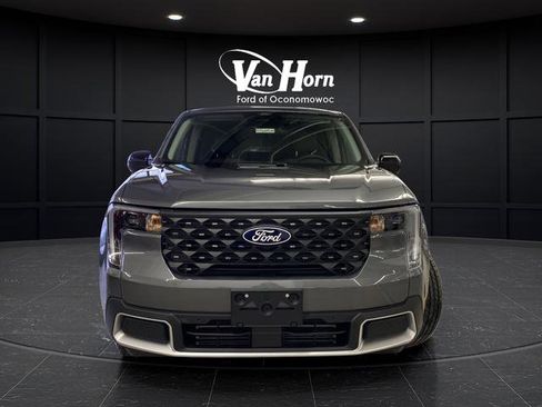 New 2026 Ford Maverick Lariat w/ 4K Tow Package AWD/4WD image 12