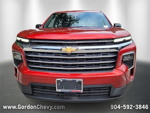 New 2025 Chevrolet Traverse LT w/ Driver Confidence Package image 8