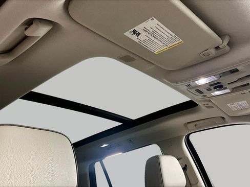 Certified 2022 GMC Yukon Denali AWD/4WD image 14