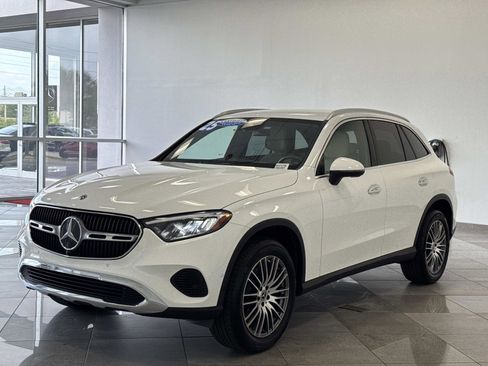 Certified 2025 Mercedes-Benz GLC 300 image 27