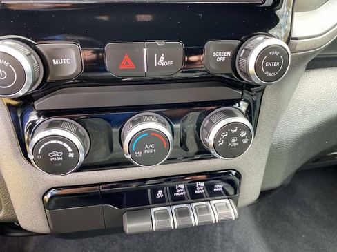 Used 2025 RAM 1500 Tradesman AWD/4WD image 14