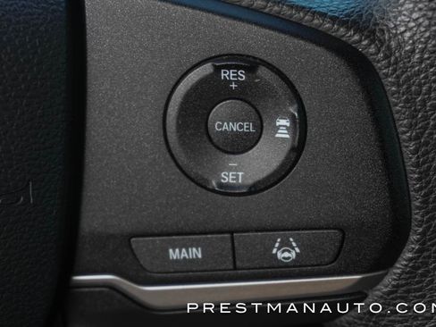 Used 2022 Honda Pilot Sport image 29