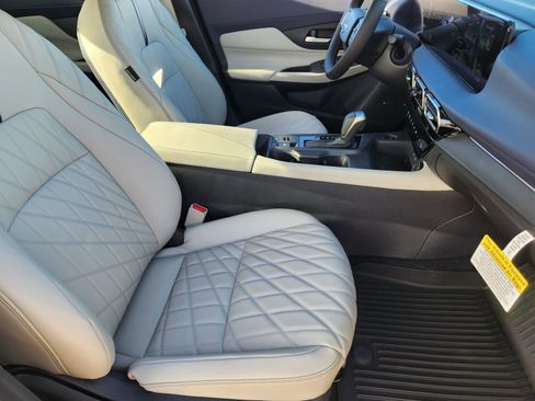 New 2026 Nissan Sentra SL image 14