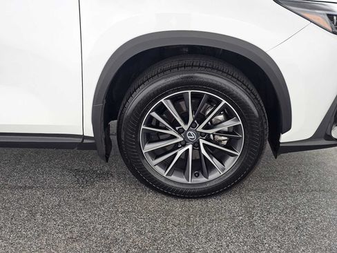 Certified 2026 Lexus NX 350 AWD w/ Accessory Package (2T) image 9