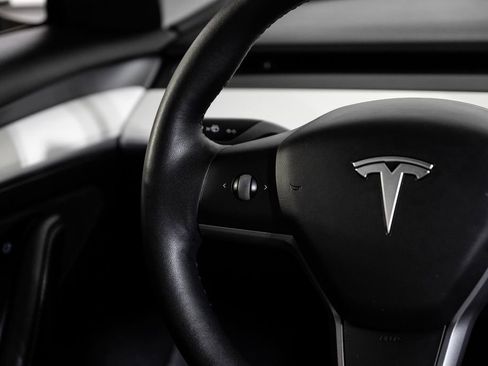 Used 2021 Tesla Model 3 Performance image 14