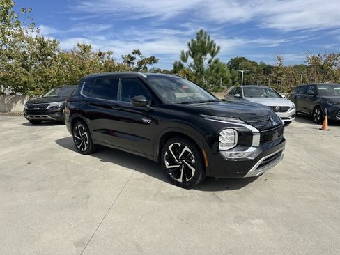 Used 2023 Mitsubishi Outlander SEL image 4