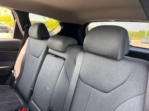 Used 2020 Hyundai Santa Fe SE image 18
