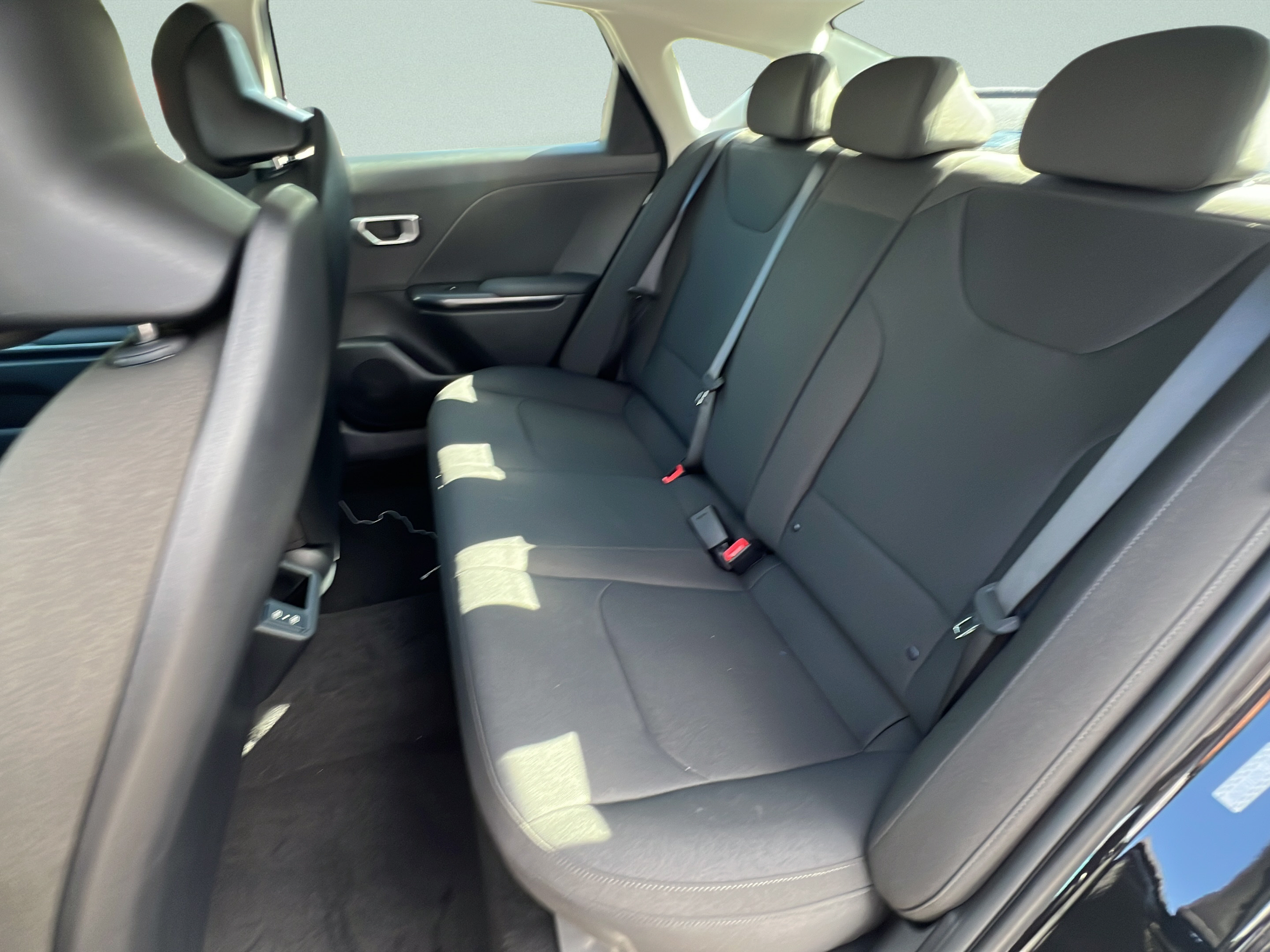 New 2026 Kia K4 FWD image 9