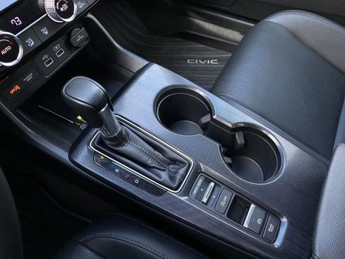 Used 2024 Honda Civic Touring image 17