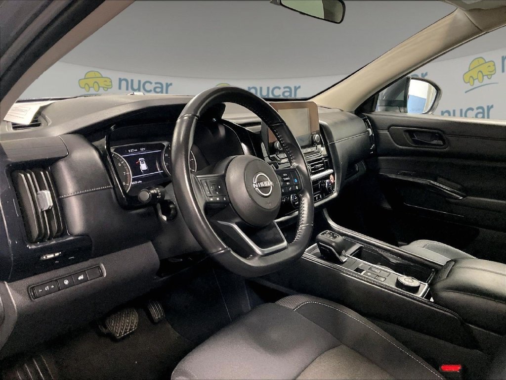 Certified 2025 Nissan Pathfinder SV AWD/4WD image 8