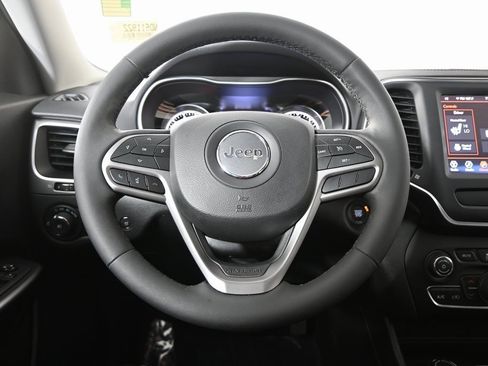 Used 2022 Jeep Cherokee Latitude Lux w/ Sun & Sound Group image 35