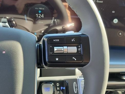 New 2026 Hyundai Ioniq 9 SEL image 6