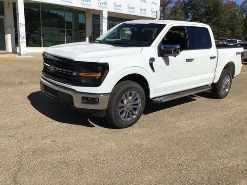 New 2025 Ford F150 XLT w/ Equipment Group 302A MID image 3