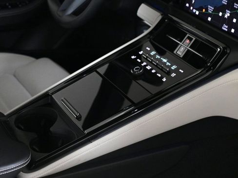 Certified 2024 Porsche Panamera 4 image 22