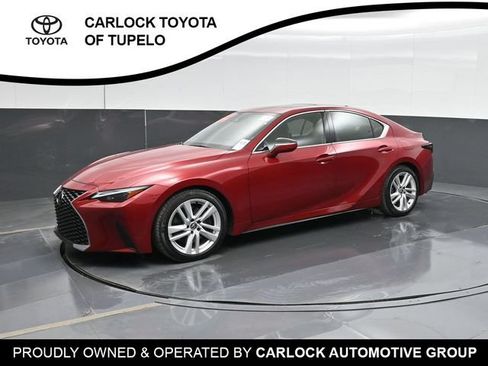 Used 2025 Lexus IS 300 w/ Comfort Package RWD image 9