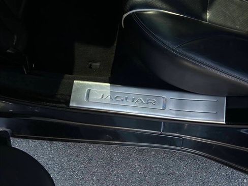 Used 2014 Jaguar XJ L Portfolio image 18