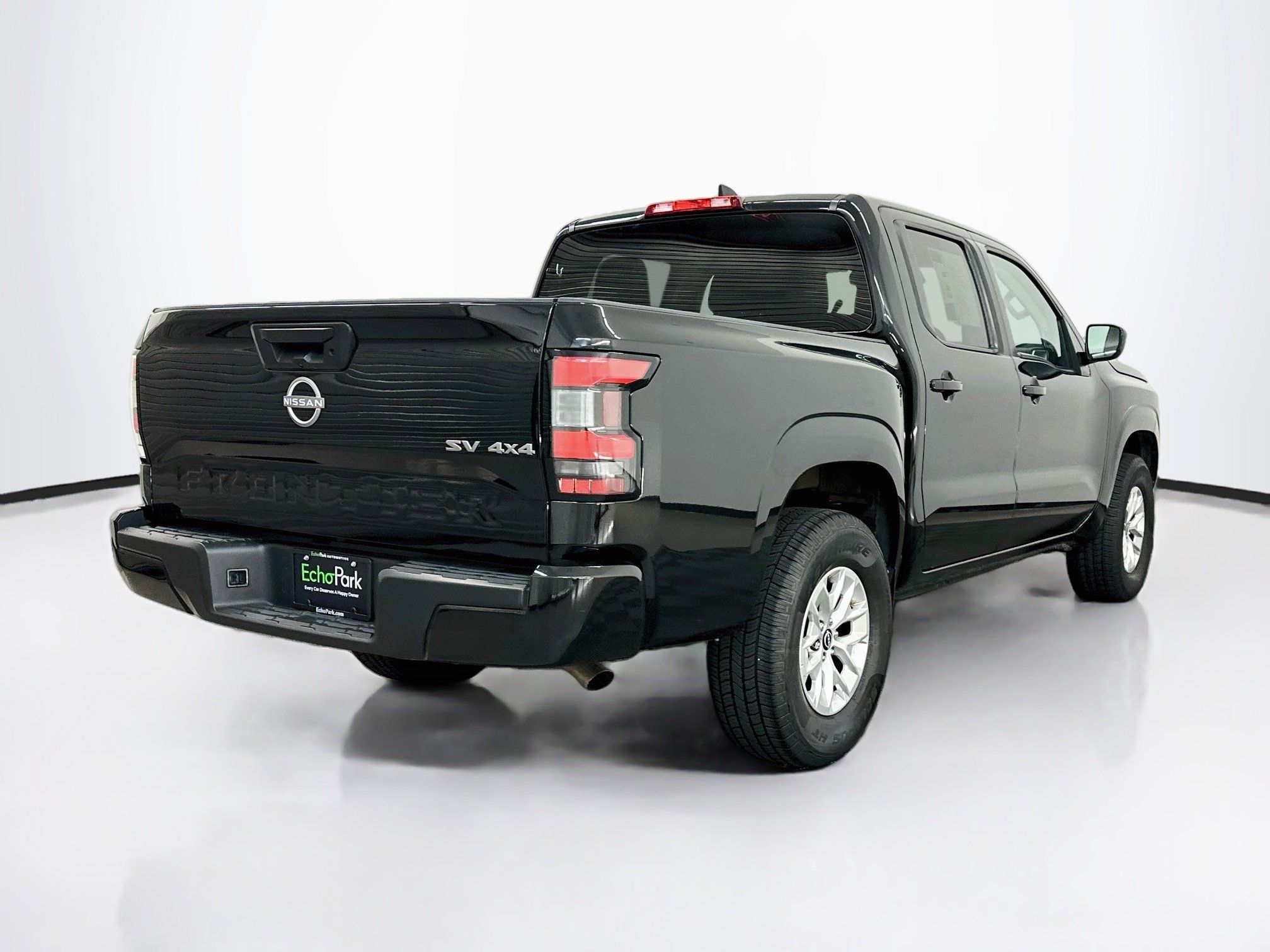 Used 2024 Nissan Frontier SV AWD/4WD image 9
